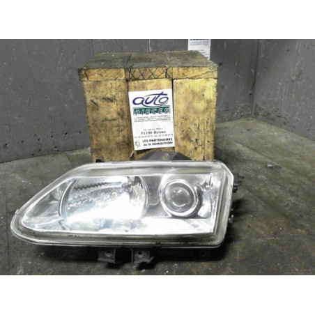 Phare gauche Renault ESPACE III 2.2 dci (2000-2002)