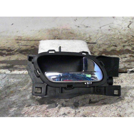 Poignee int porte avd Citroën C4 I 2.0 hdi (2004-2011)