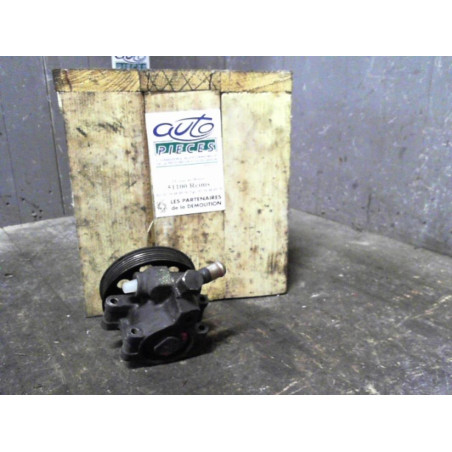 Pompe direction assistee Ford FOCUS I A trois volumes 1.8 turbo di - tddi (1999-2004)