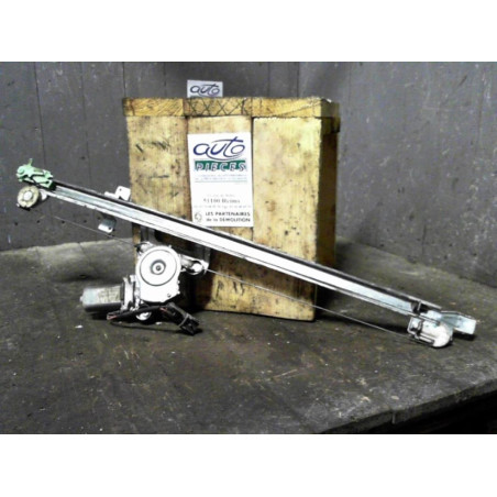 Mecanismemoteur leve-glace avg Peugeot BOXER Camionnette 2.5 d (1994-2002)