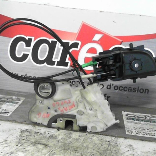 Serrure porte avg Toyota YARIS 1.0 (2010)