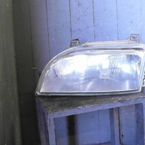 Phare gauche Renault ESPACE II 2.1 td (1994-1996)