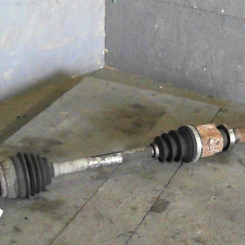 Transmission avant droite Dacia SANDERO 1.5 dci (2010)