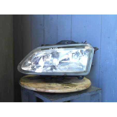Phare gauche Renault ESPACE III 2.0 16v (1998-2002)