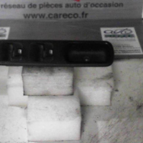 Commande lève-glace porte avant gauche Peugeot 307 1.6 hdi (2005-2009) 5 portes