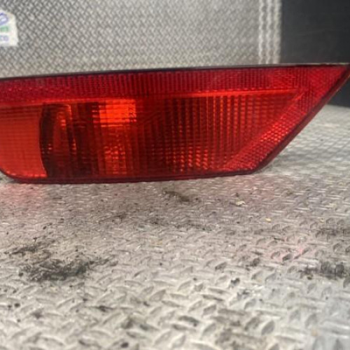 Feu brouillard central arrière Ford FOCUS II 1.6 tdci (2004-2012)