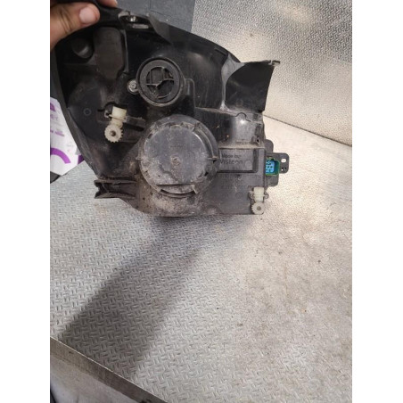 Phare gauche Ford FIESTA V 1.4 tdci (2001-2008) 5 portes