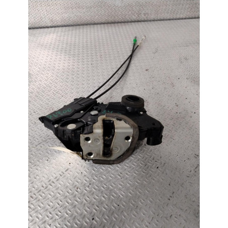 Serrure porte avd Toyota YARIS 1.3 vvt-i (2005-2010)