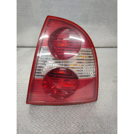 Feu arrière droit Vw PASSAT B5.5 1.9 tdi (2000-2005)