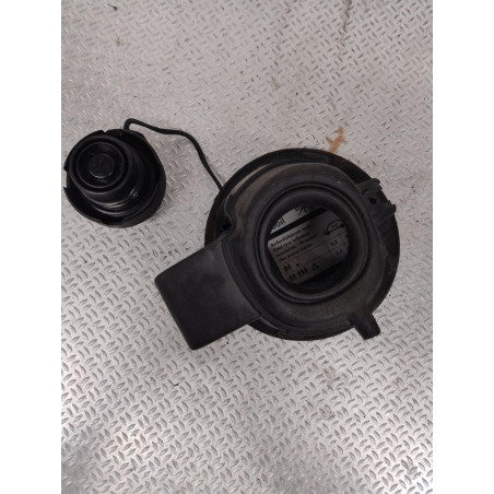 Volet de trappe carburant Vw PASSAT B5.5 1.9 tdi (2000-2005)
