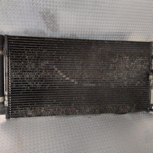 Condenseur clim Audi A4 B8 Avant 2.0 tdi (2008-2015)