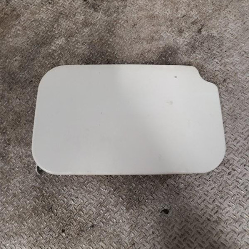 Volet de trappe carburant Dacia DOKKER Monospace 1.5 dci (2012)