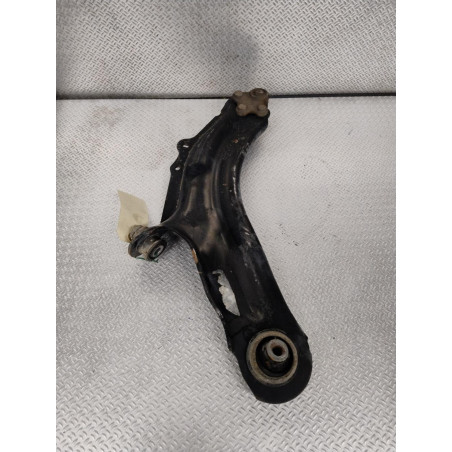 Triangle inf avg Renault KANGOO - GRAND KANGOO II 1.5 dci (2008)