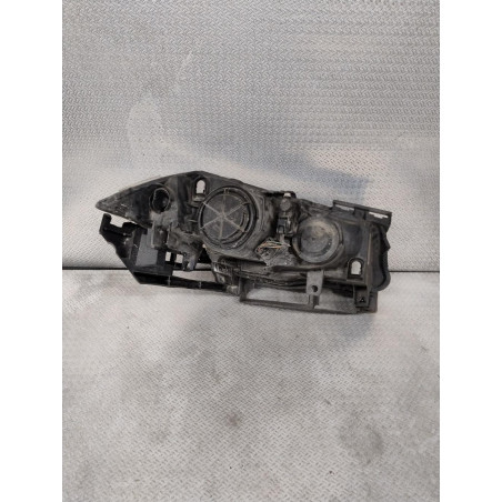 Phare gauche Renault MEGANE II 1.5 dci (2005-2008)