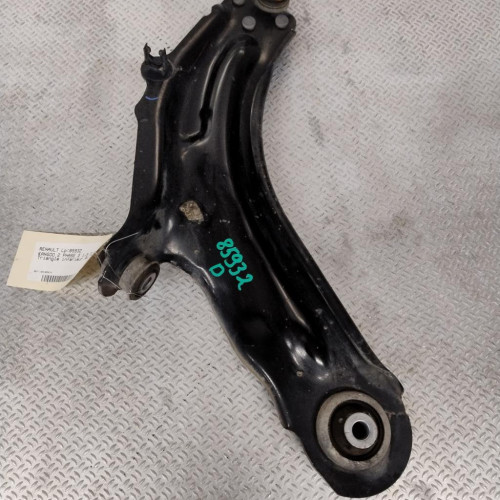 Triangle inf avd Renault KANGOO Express 1.5 dci 95 (2019)