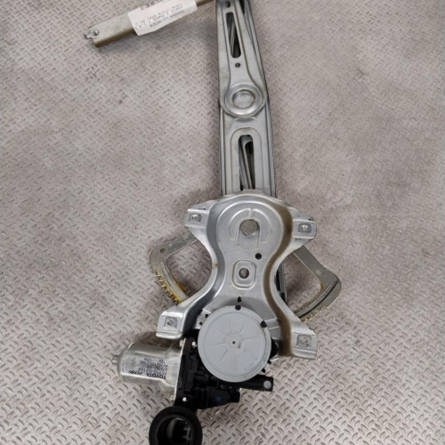 Mecanisme  moteur lève-glace avant droit Toyota YARIS 1.4 d-4d (2005-2012)