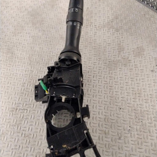 Commande clignotant Toyota VERSO S 1.4 d4-d (2010-2016)