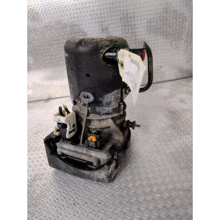 Pompe direction assistee Citroën C5 III Break 1.6 hdi 115 (2012)
