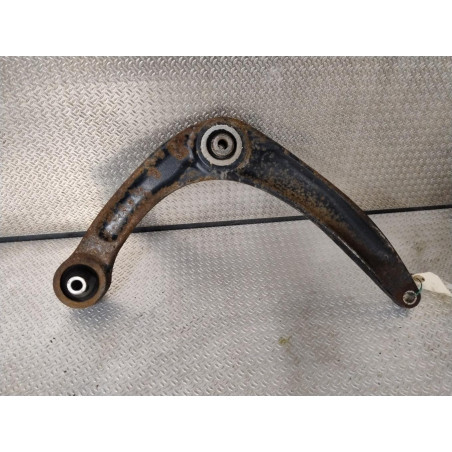 Triangle inf avg Peugeot PARTNER Camionnette-Monospace 1.6 hdi 16v (2008)