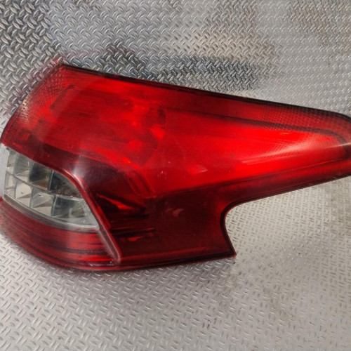 Feu arrière droit Citroën C5 III Break 1.6 hdi 115 (2012)