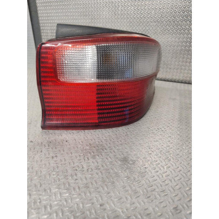 Feu arrière gauche Citroën SAXO 1.1 x, sx (1996-2003) 5 portes