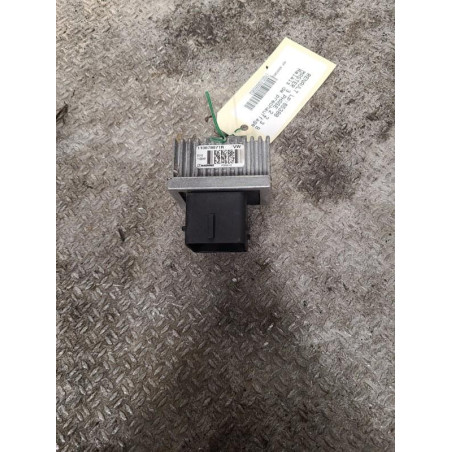 Boitier de préchauffage Renault MASTER III Camion plate-forme-Châssis 2.3 dci 125 fwd (ev0c, ev0d, ev0j, hv0c, hv0d, hv0h,... (2