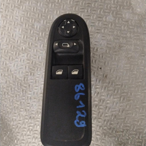 Commande lève-glace porte avant gauche Citroën C3 II 1.2 vti 82 (2012-2016) 5 portes