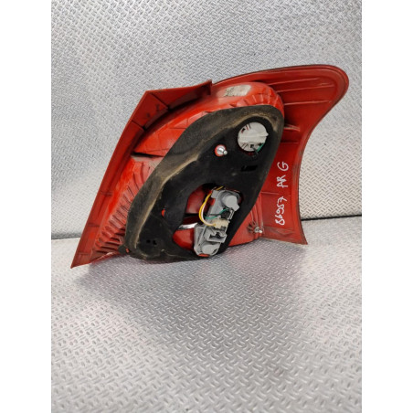 Feu arrière gauche Toyota YARIS 1.3 vvt-i (2005-2010)