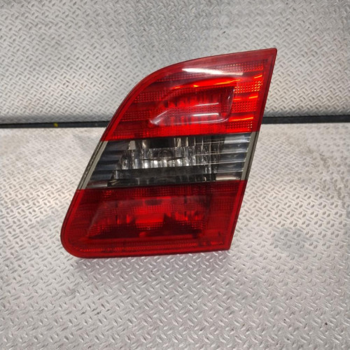 Feu arrière intérieur droit Mercedes-benz CLASSE B Sports Tourer B 180 cdi (2005-2011) 5 portes