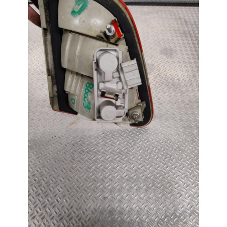 Feu arrière intérieur droit Mercedes-benz CLASSE B Sports Tourer B 180 cdi (2005-2011) 5 portes