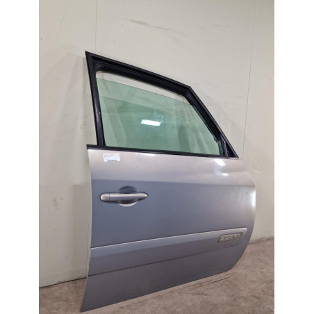 Porte avant droite Renault ESPACE IV 2.2 dci (2002-2006)