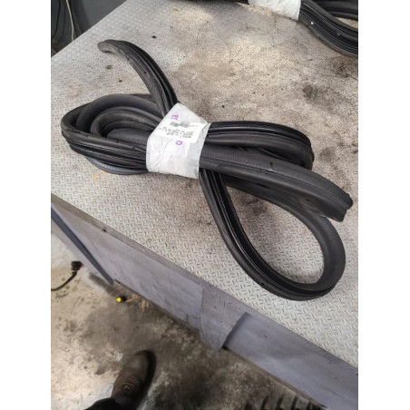 Joint porte avd Renault MASTER III Camion plate-forme-Châssis 2.3 dci 125 fwd (ev0c, ev0d, ev0j, hv0c, hv0d, hv0h,... (2010)