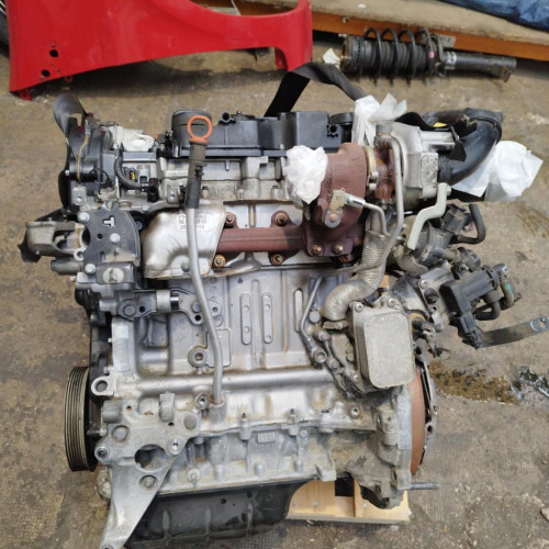 Moteur essence Citroën C4 PICASSO II 1.6 bluehdi 100 (2014)