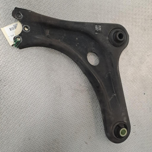 Triangle inf avg Citroën C3 II 1.2 vti 82 (2012-2016) 5 portes