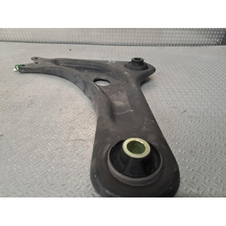Triangle inf avg Citroën C3 II 1.2 vti 82 (2012-2016) 5 portes