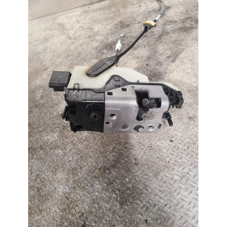 Serrure porte avd Peugeot 208 I 1.5 bluehdi 100 (2018)