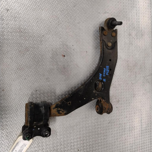 Triangle inf avd Ford FOCUS II 1.8 tdci (2005-2012)