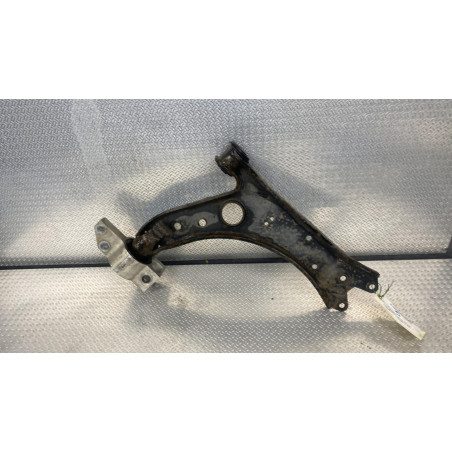 Triangle inf avd Vw GOLF PLUS V 1.9 tdi (2005-2009) 5 portes