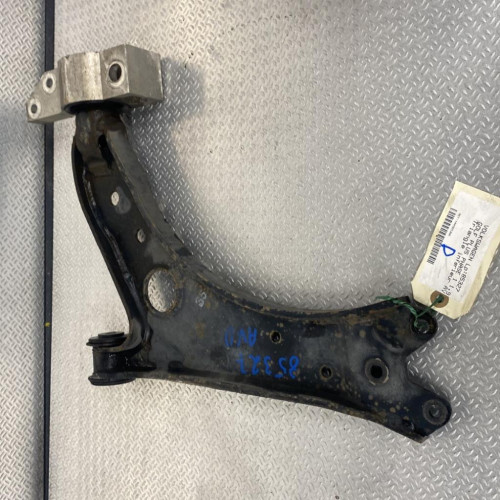 Triangle inf avg Vw GOLF PLUS V 1.9 tdi (2005-2009) 5 portes