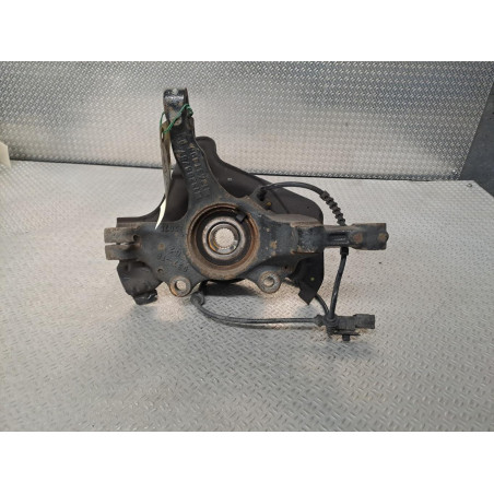 Pivot avg Opel CORSA E 1.4 (2014)