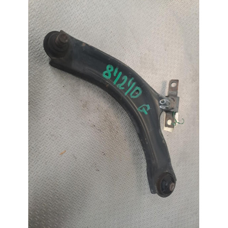 Triangle inf avg Nissan QASHQAI - QASHQAI 2 I 2.0 (2007-2013)
