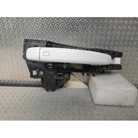 Poignee ext porte avd Audi Q5 2.0 tdi quattro (2012-2017)