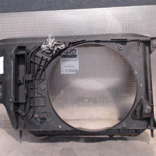 Support de ventilateur Peugeot 206 3-5 portes 1.4 i (1998-2012) 3 portes