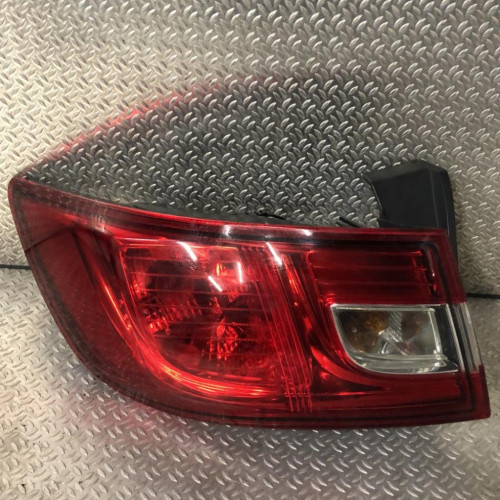 Feu arrière gauche Renault CLIO IV 1.5 dci 75 (2012) 5 portes
