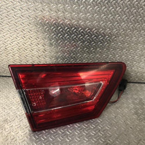 Feu arrière interieur gauche Renault CLIO IV 1.5 dci 75 (2012) 5 portes