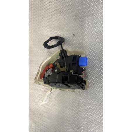 Serrure porte avg Vw JETTA III 1.9 tdi (2005-2010)