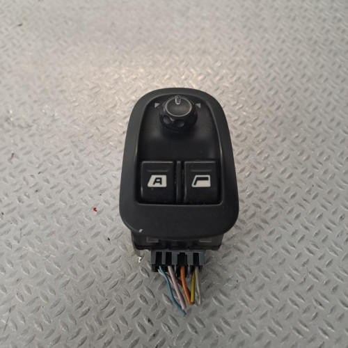 Commande lève-glace porte avant gauche Peugeot 206 3-5 portes 1.6 16v (2000-2009) 3 portes