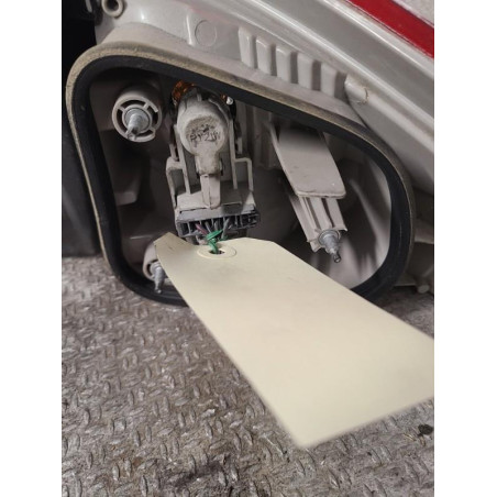 Feu arrière gauche Ford MONDEO IV A trois volumes 1.8 tdci (2007-2015)