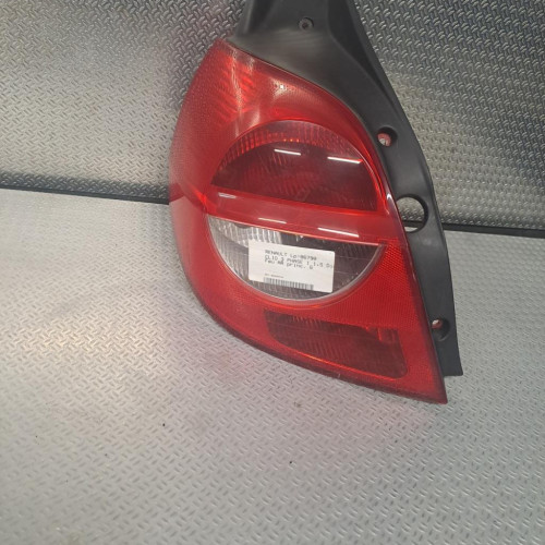 Feu arrière gauche Renault CLIO III 1.5 dci (2005-2012) 5 portes