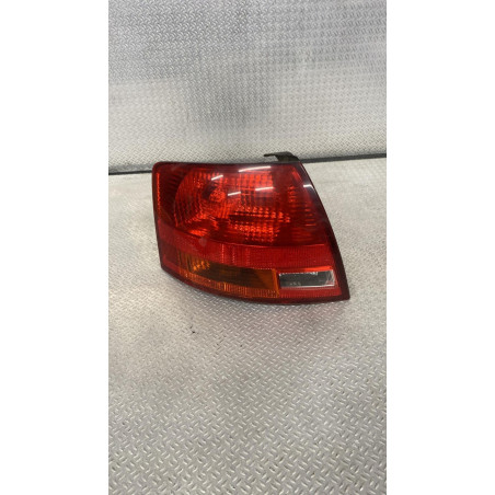 Feu arrière gauche Audi A4 B7 Avant 2.0 tdi 16v (2004-2008)